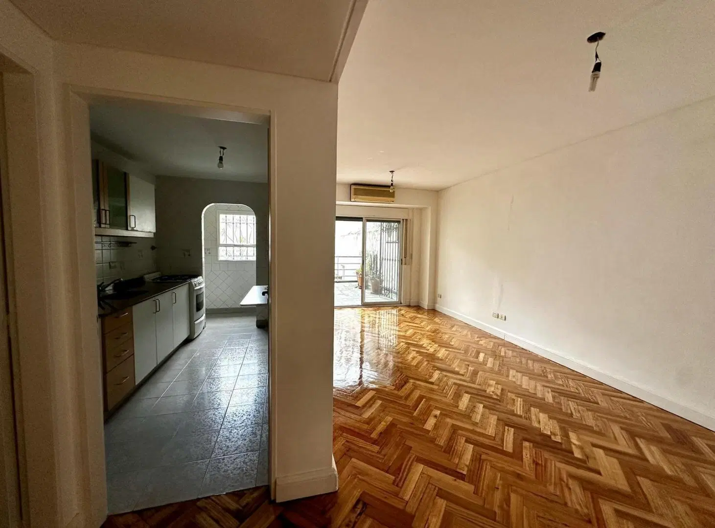 Excelente Dto. 2 Amb, Súper Amplio con Balcón Terraza! 4