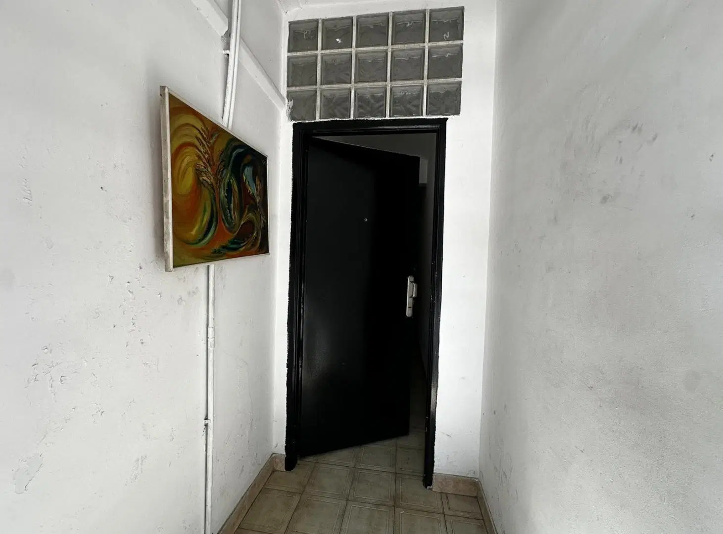 PH que incluye 2 deptos y un local sin subdividir. Se vende en block 2