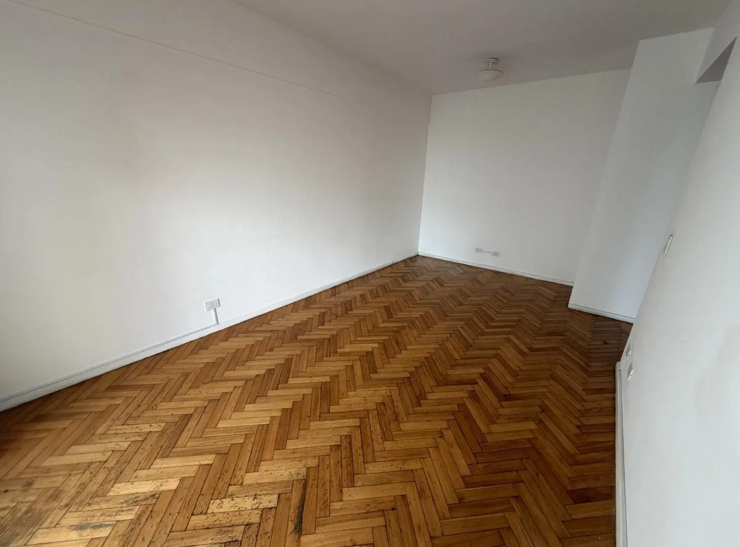 Luminoso depto de 2 ambientes con balcón!!! 5