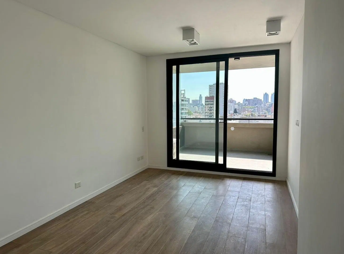 Hermoso monoambiente a estrenar con gran balcon y excelentes amenities. 8