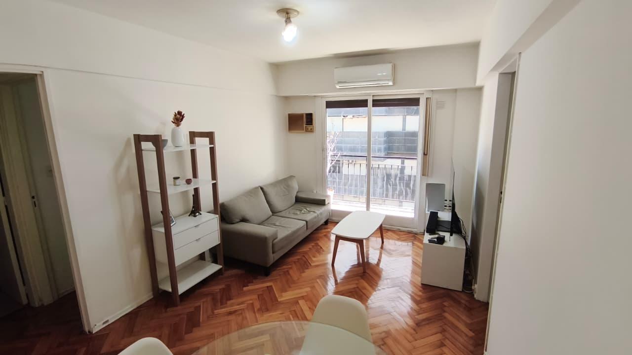Foto de Luminoso 2 Ambientes al Frente con Balcón y Vista Abierta – Blanco, imagen 2