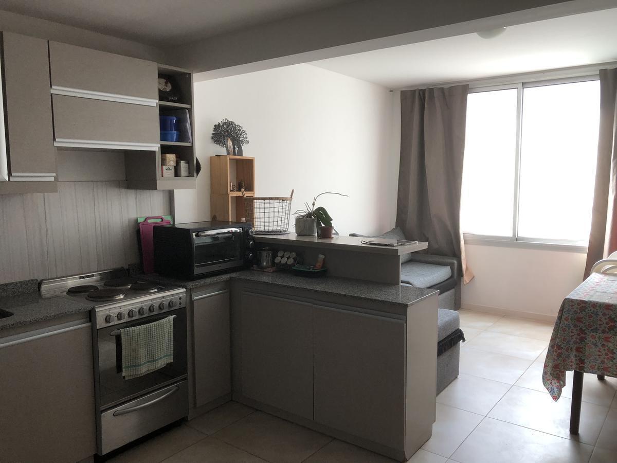 Foto de Departamento de 2 amb en Donado-Holmberg. Sin muebles. Edif de 10 años, imagen 3