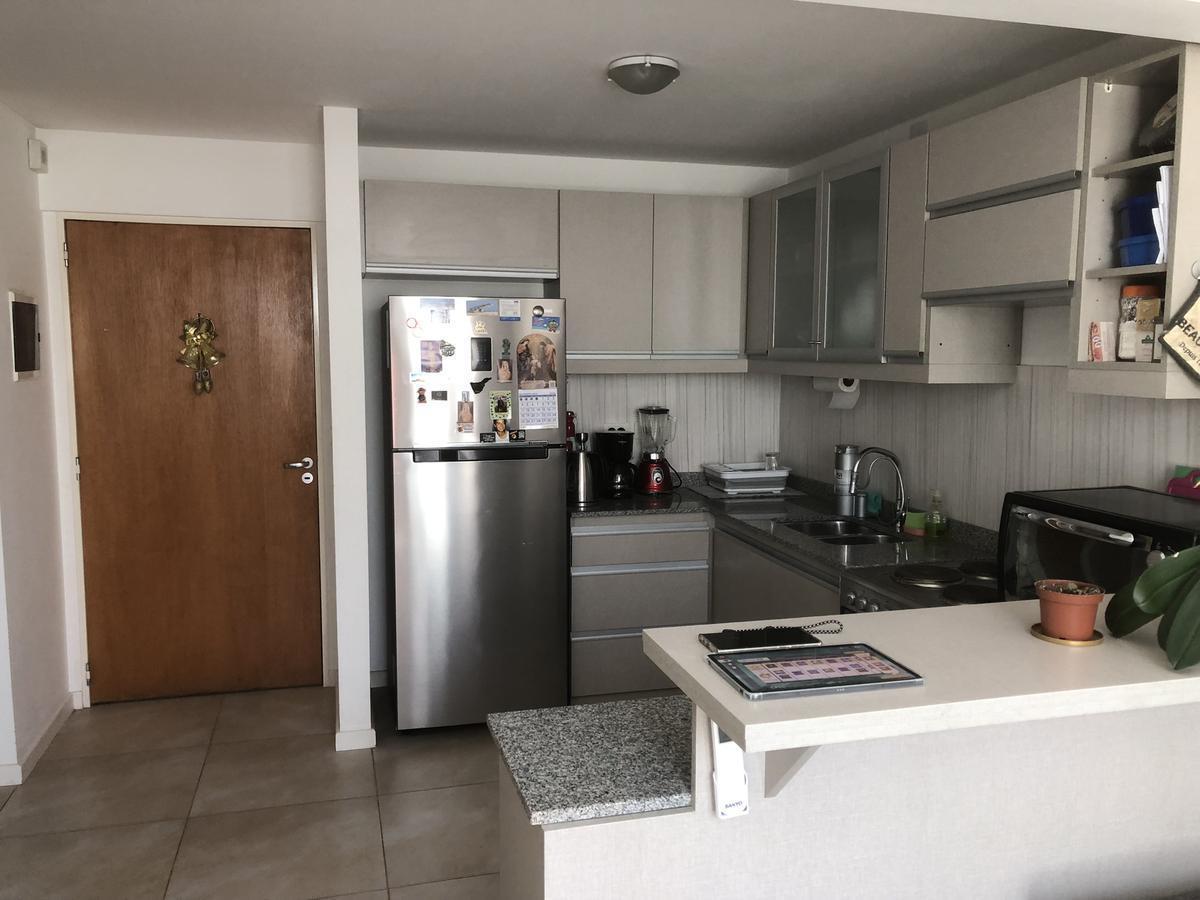 Foto de Departamento de 2 amb en Donado-Holmberg. Sin muebles. Edif de 10 años, imagen 2