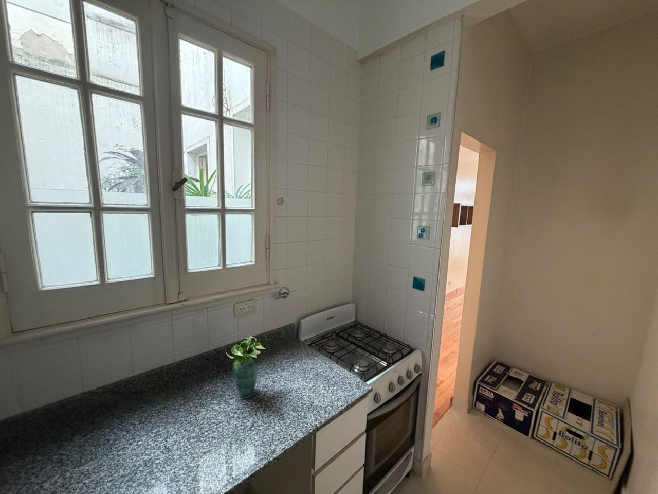 Foto de Departamento muy luminoso con Patio y parrilla en Belgrano, imagen 3