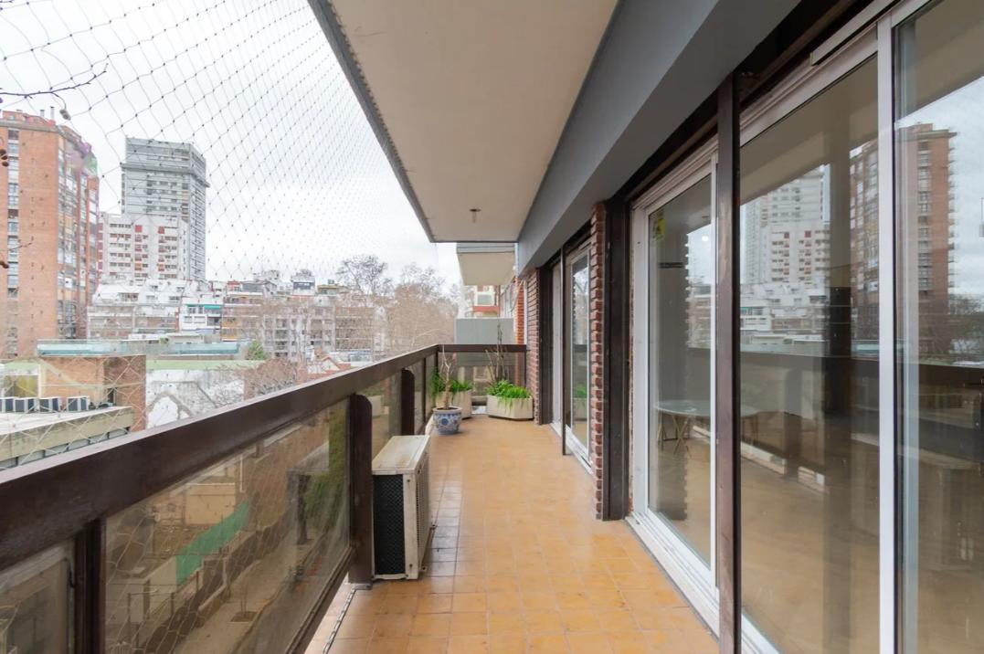 Foto de Departamento en Belgrano - 5 Ambientes C/cochera y baulera, imagen 1