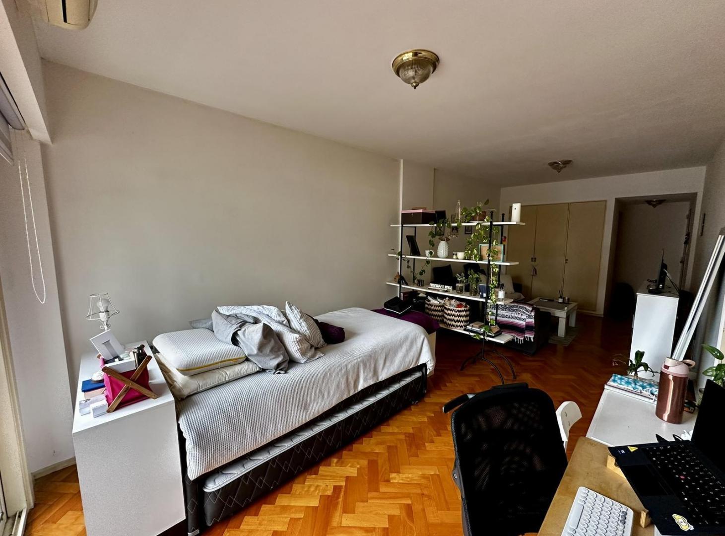 Foto de Hermoso depto al cfrte vista abierta, balcón. Cocina y baño completos., imagen 5