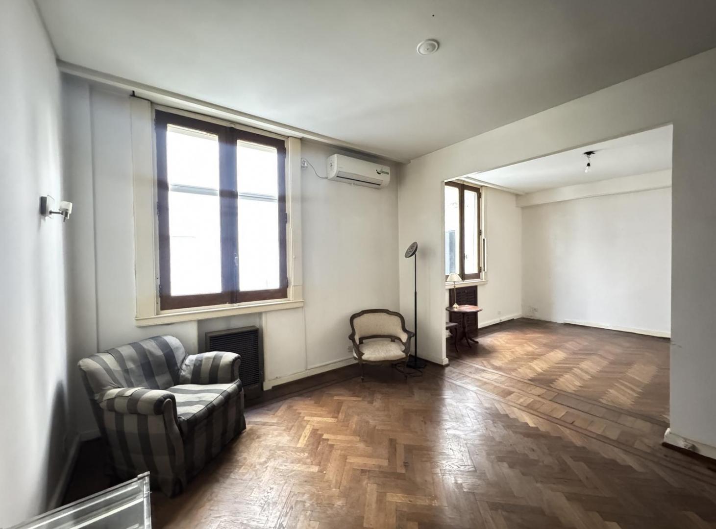 Foto de Hermoso Departamento en Recoleta con Patio Propio!, imagen 2