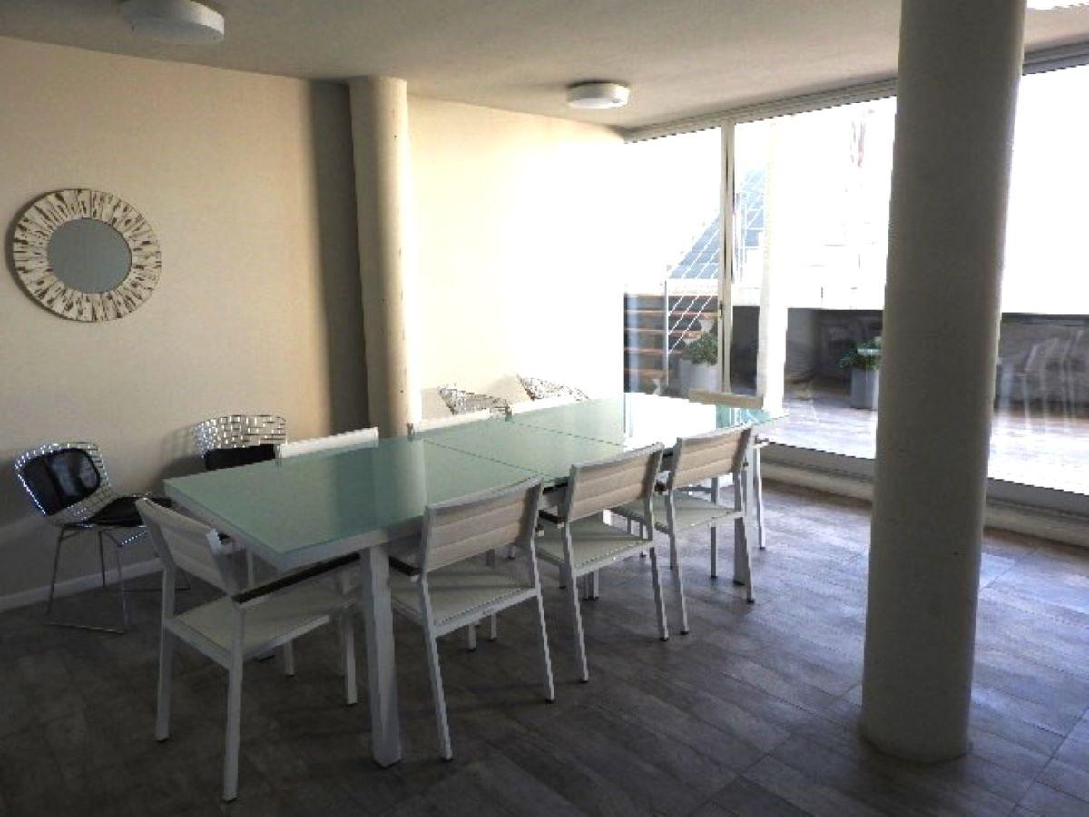 Foto de Departamento 5° piso al frente, balcón, terraza verde, pileta, parrilla y SUM. OPCIONAL COCHERA., imagen 5