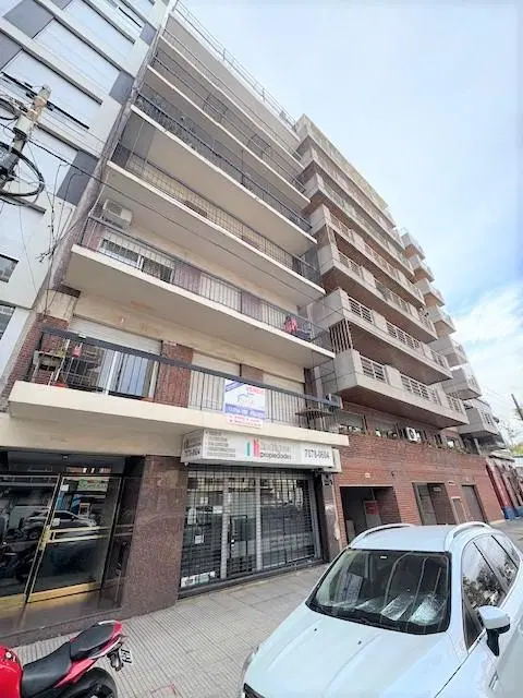 AMPL SEMIPISO FRENTE A RECICLAR C/BCON CORR HERM PATIO EXCEL UBIC APTO CRÉDITO 2