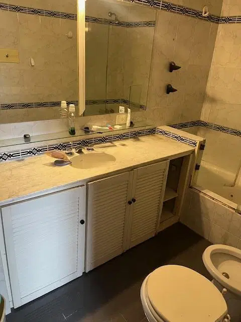 Exc/Ampl S/Piso 2 Amb c/dorm c/vest Baño Toil Ap Prof mts subte y Cabildo 4
