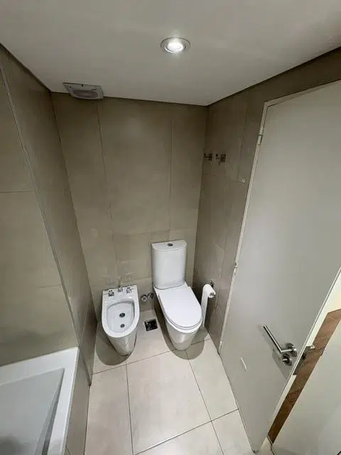 HERM 3 AMB FTE C/COCH FIJA .TORRE DECO C/AMENITIES SUPER PREMIUM. AUSTRIA ESQUINA BERUTI 5
