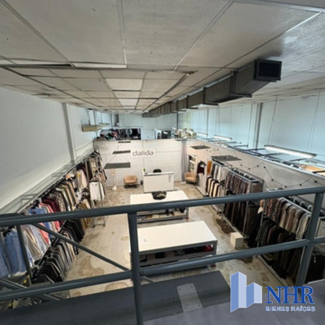 Foto de Espect Galpón/Deposito/Local Comerc s/lote Ppio 8,56 x 37,40 mt apr Ofic s/Av Dorrego y Av Cordoba, imagen 3
