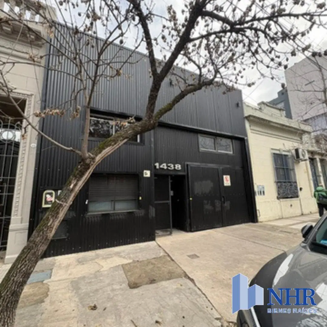 Espect Galpón/Deposito/Local Comerc s/lote Ppio 8,56 x 37,40 mt apr Ofic s/Av Dorrego y Av Cordoba 2
