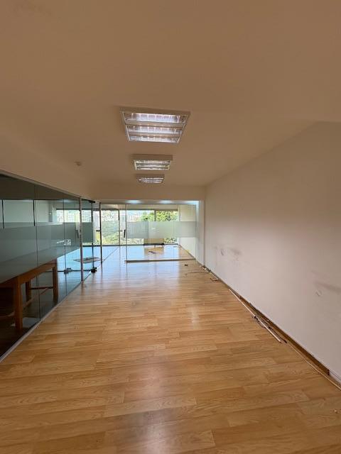 Foto de EXC OFICINA 2 CATEG 150 MTS APROX C/CONTROL ACCESO COCHG GR VTA PANOR A, imagen 2