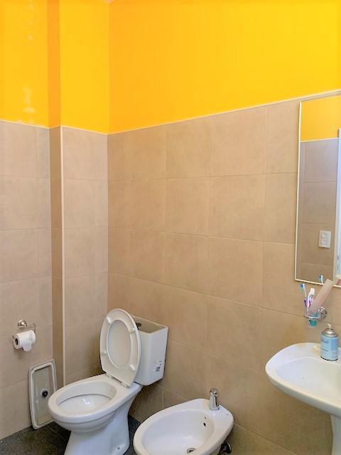 Foto de Exc Depósito / Salón para uso comercial /Textil , Gimnasio etc 280 mts, imagen 3