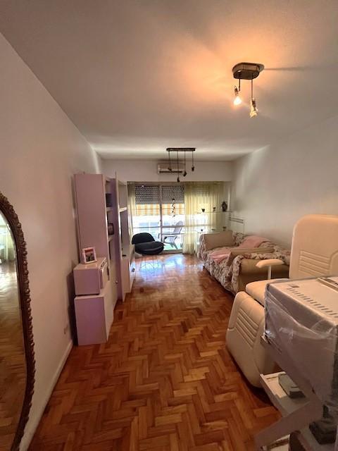 Foto de Excel 2 Amb fte Bcon s/Suipacha entre Paraguay y Av. Cordoba, imagen 5