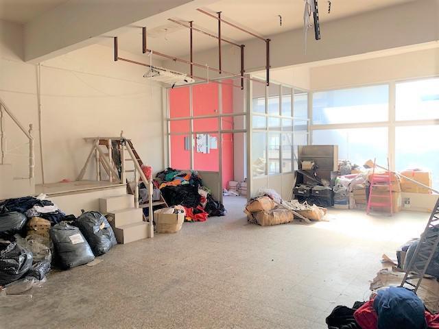 Foto de Exc Depósito / Salón para uso comercial /Textil , Gimnasio etc 280 mts, imagen 3
