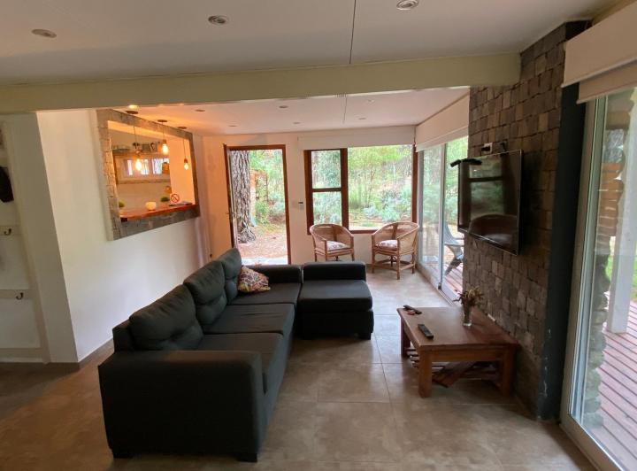 DUEÑO VENDE - Hermosa casa en excelente zona de Mar de las pampas. 5