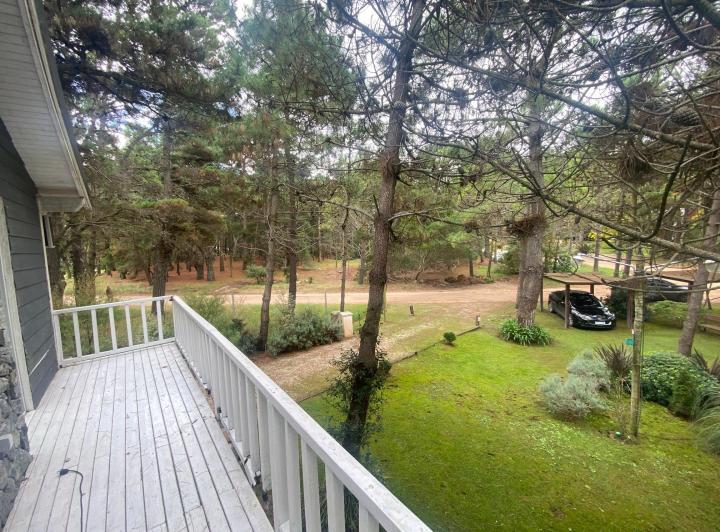 DUEÑO VENDE - Hermosa casa en excelente zona de Mar de las pampas. 1