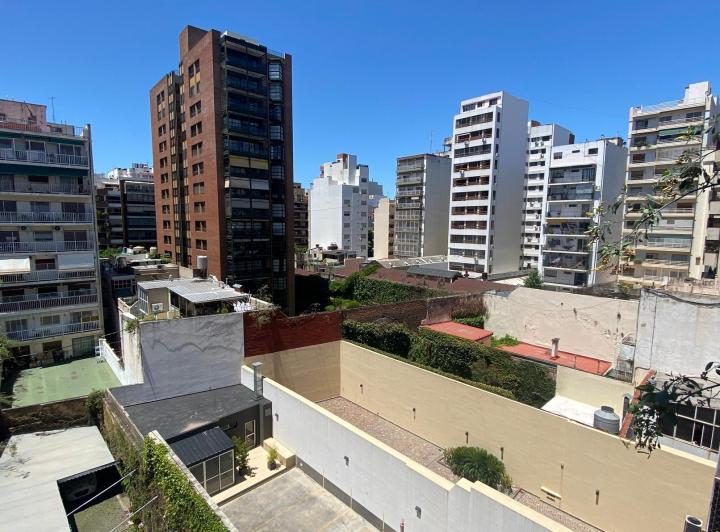 Semipiso 4 ambientes con cochera y baulera - Impecable! Vista abierta! 4