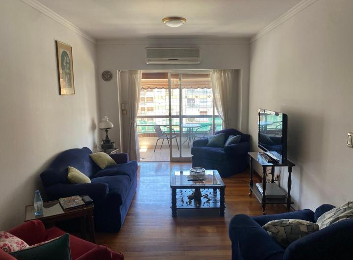 Semipiso 4 ambientes con cochera y baulera - Impecable! Vista abierta! 3