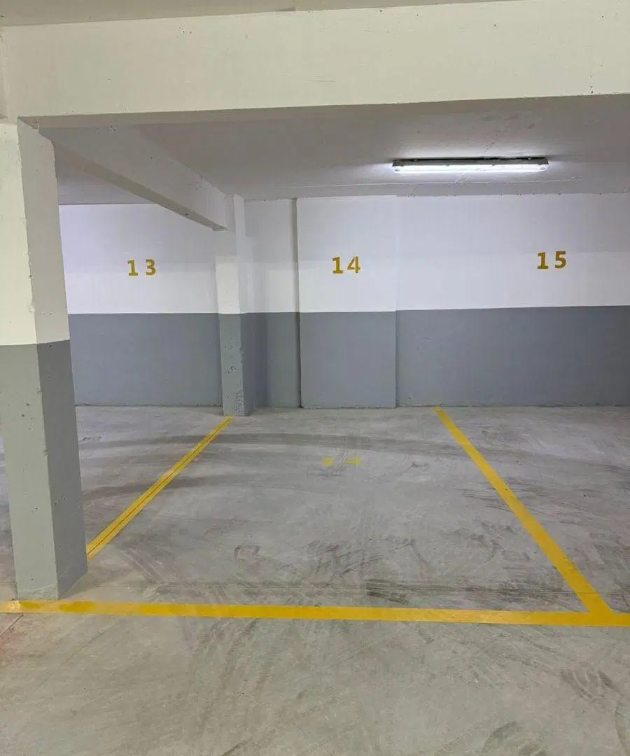 Cochera cubierta en edificio a estrenar 1
