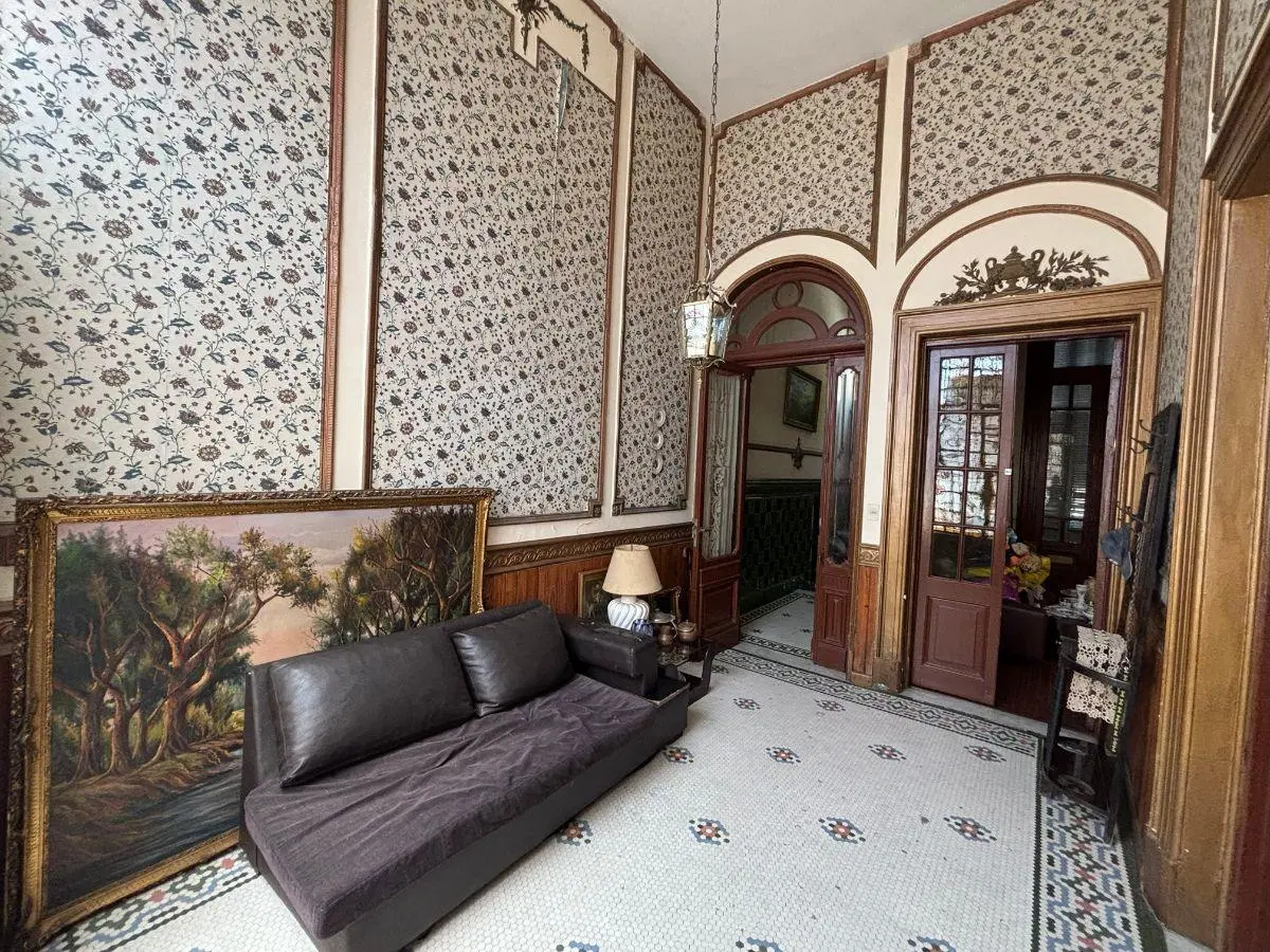 Venta │ Monserrat│casa de 6 Ambientes con Patio y Jardin 3