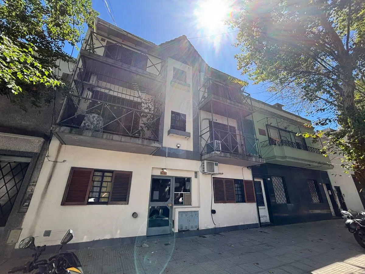 Venta | Velez Sarsfield | 2 Ambientes con Balcón | Bajas Expensas! 4