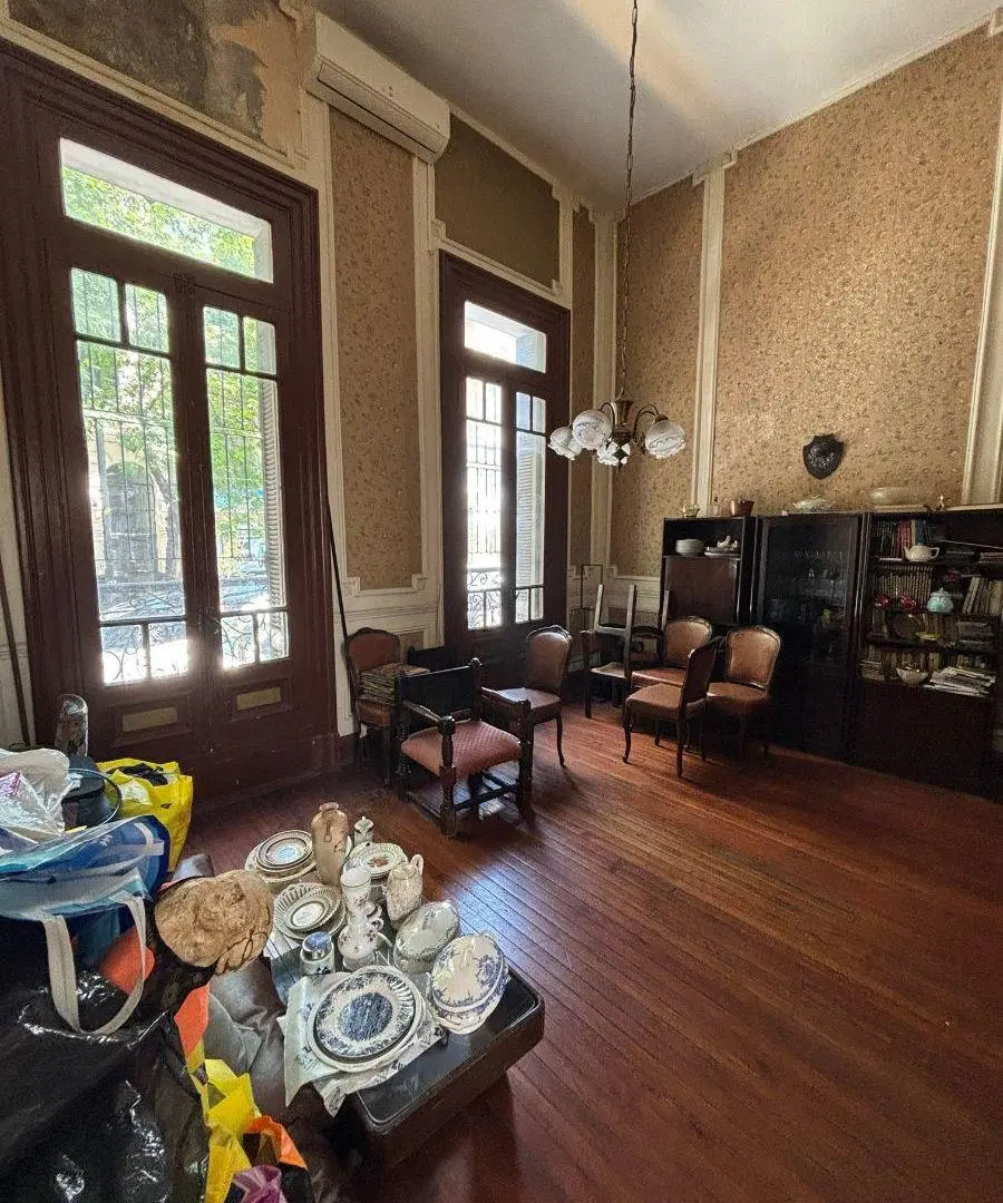 Venta │ Monserrat│casa de 6 Ambientes con Patio y Jardin 4