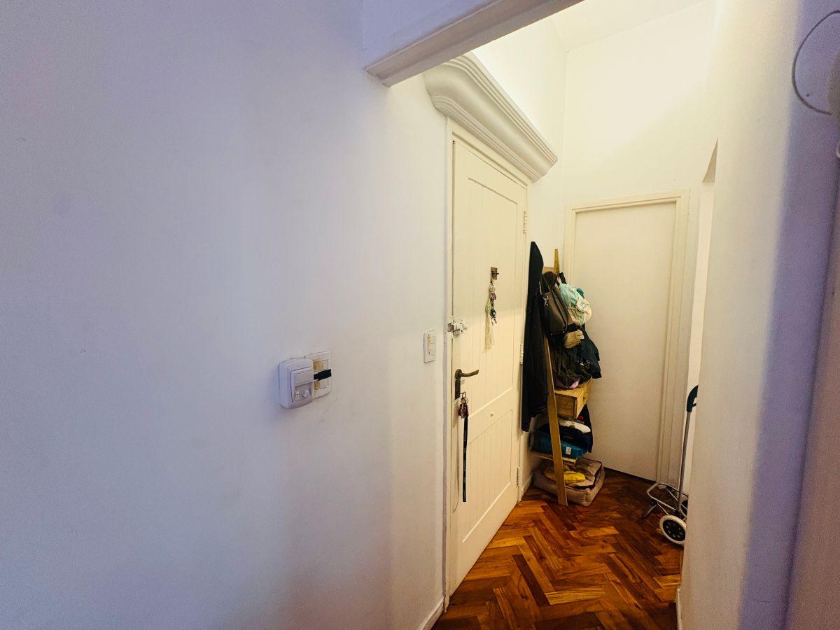 Departamento reciclado a nuevo con 2 habitaciones y dependencia