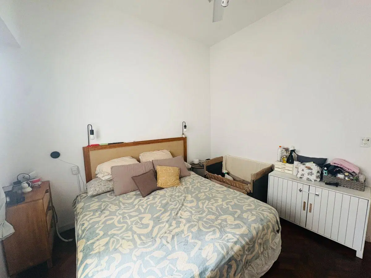 Departamento reciclado a nuevo con 2 habitaciones y dependencia 4