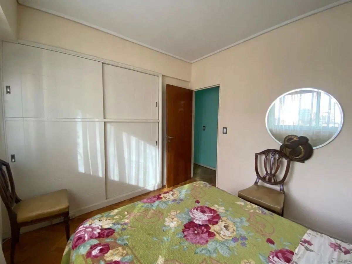 Venta | Constitución | 3 Ambientes con Balcón Al Frente | Baulera | Muy Luminoso 5