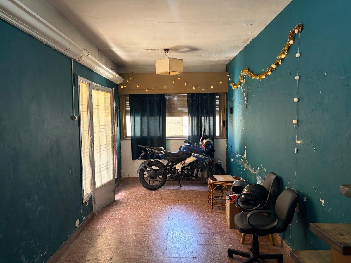Foto de Venta| Parque Patricios| 3 Ambientes| PH | Sin Expensas| 2 Terrazas Propias| Luminoso| a Refaccionar, imagen 1