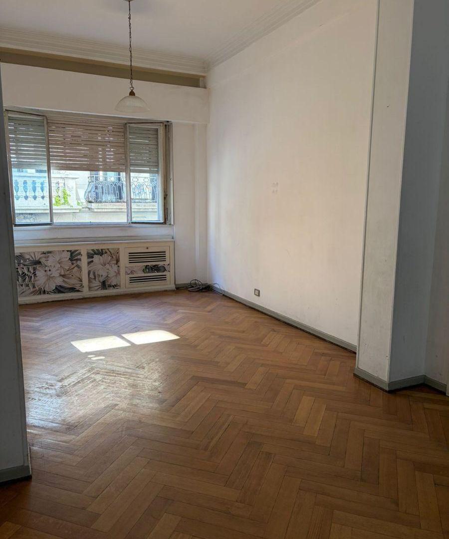 Foto de Venta | Monserrat | 3 Ambientes | Balcón Al Frente, imagen 1