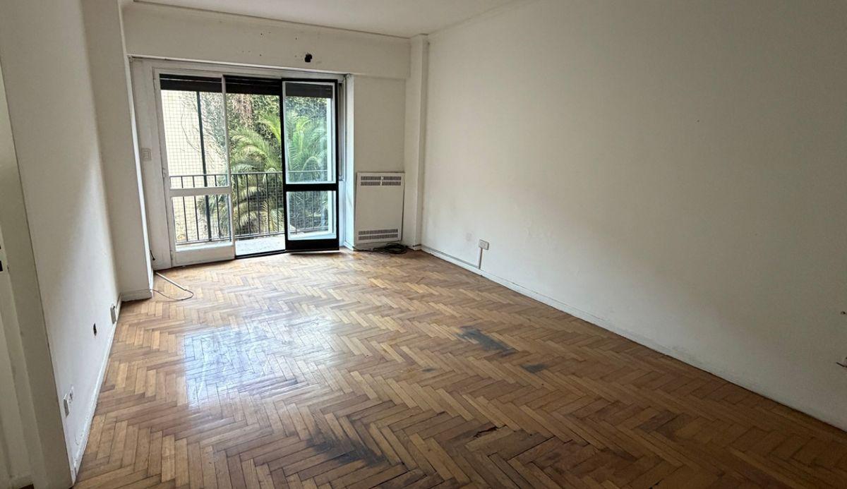 Foto de Venta | Recoleta | 3 Ambientes con dependencia | Balcón | Patio | Muy buena ubicación, imagen 2