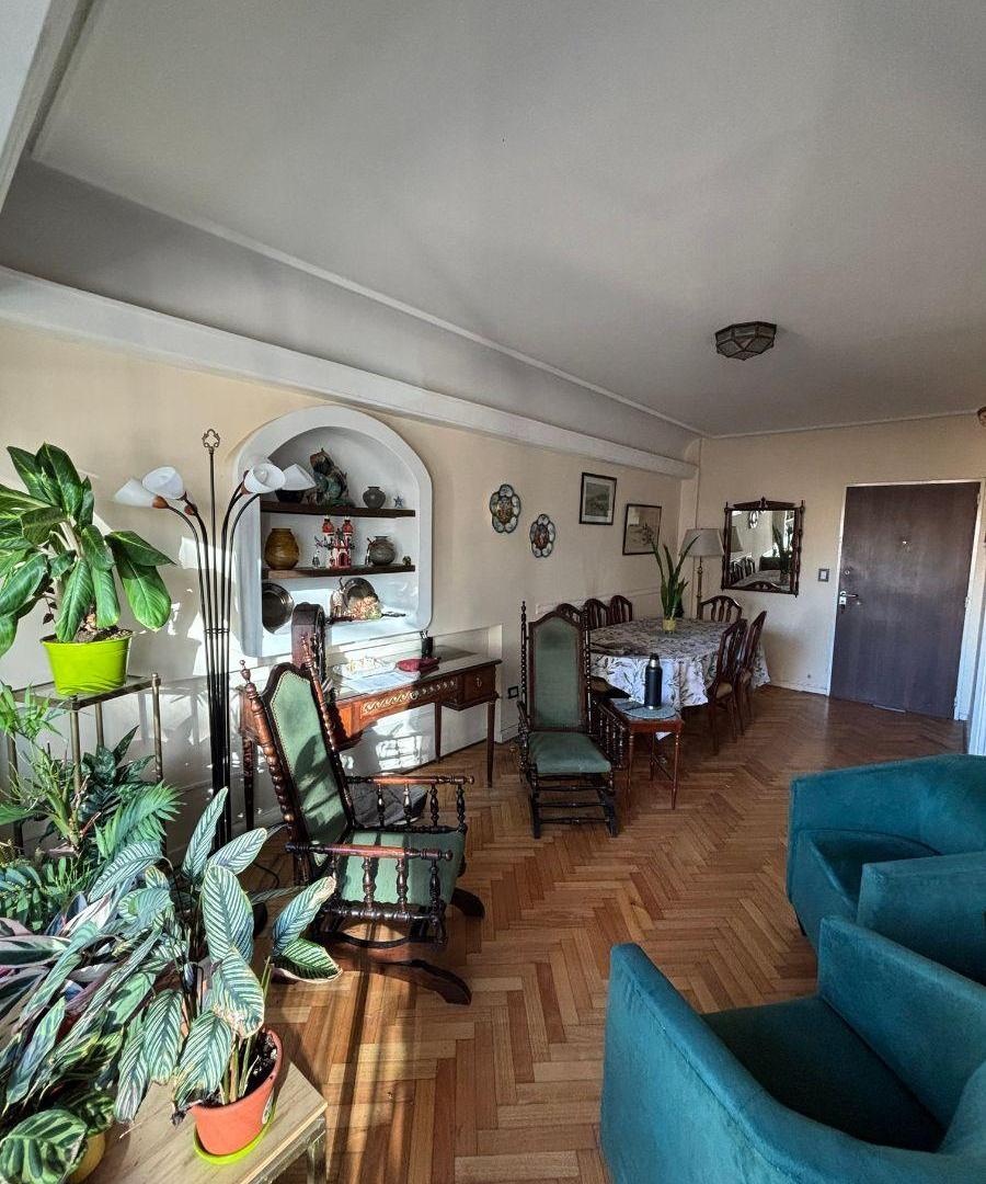 Foto de Venta | Constitución | 3 Ambientes con Balcón Al Frente | Semipiso |, imagen 1