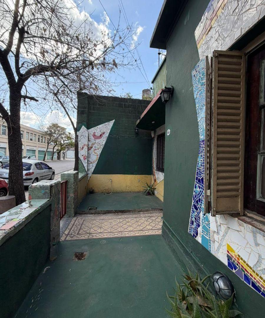 Foto de Barracas | PH Reciclado a Nuevo | 3 Ambientes | Terraza Propia, imagen 2