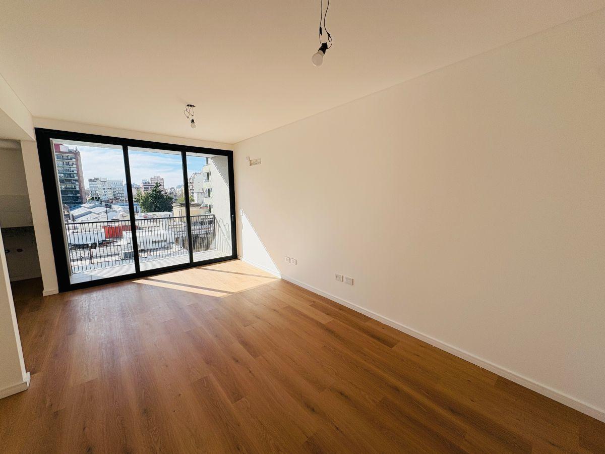 Foto de Venta - Departamento de 2 Ambientes con Balcon - Todo luz y sol!, imagen 1