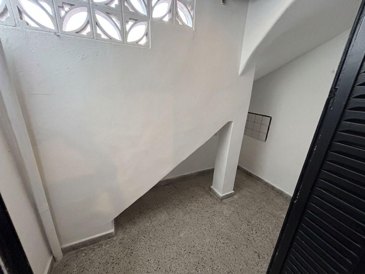 Foto de Flores | Ph en Venta | 3 Ambientes | Patio y Terraza. Refaccionado a, imagen 5