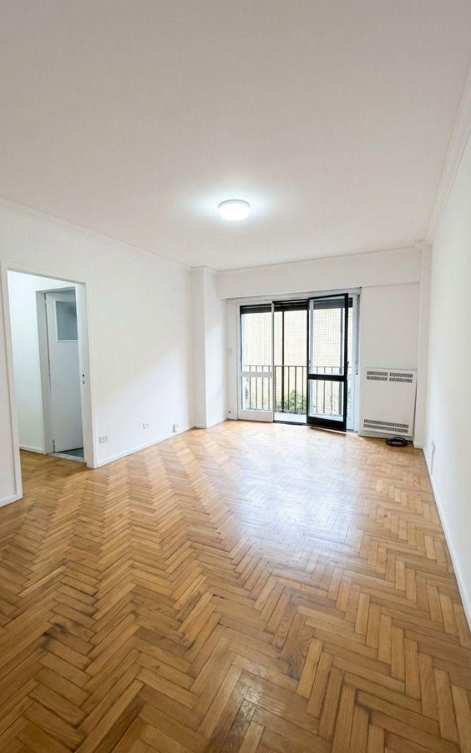 Foto de Venta | 3 Ambientes con dependencia | Balcón | Patio | Muy buena, imagen 3