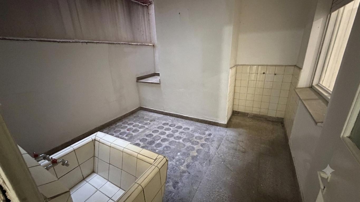 Foto de Venta | Recoleta | 3 Ambientes con dependencia | Balcón | Patio | Muy, imagen 1