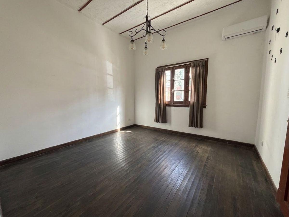 Foto de Barracas | PH Reciclado a Nuevo | 3 Ambientes | Terraza Propia, imagen 2