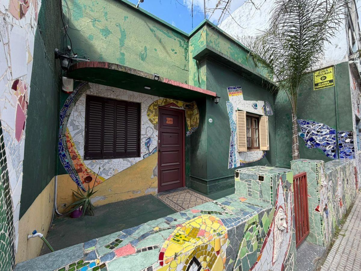 Foto de Barracas | PH Reciclado a Nuevo | 3 Ambientes | Terraza Propia, imagen 4