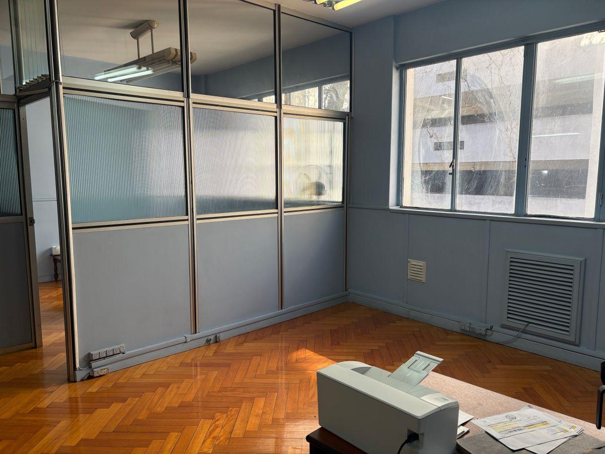 Foto de Excelente Oficina comercial de 80 m² en venta en Balvanera, imagen 4