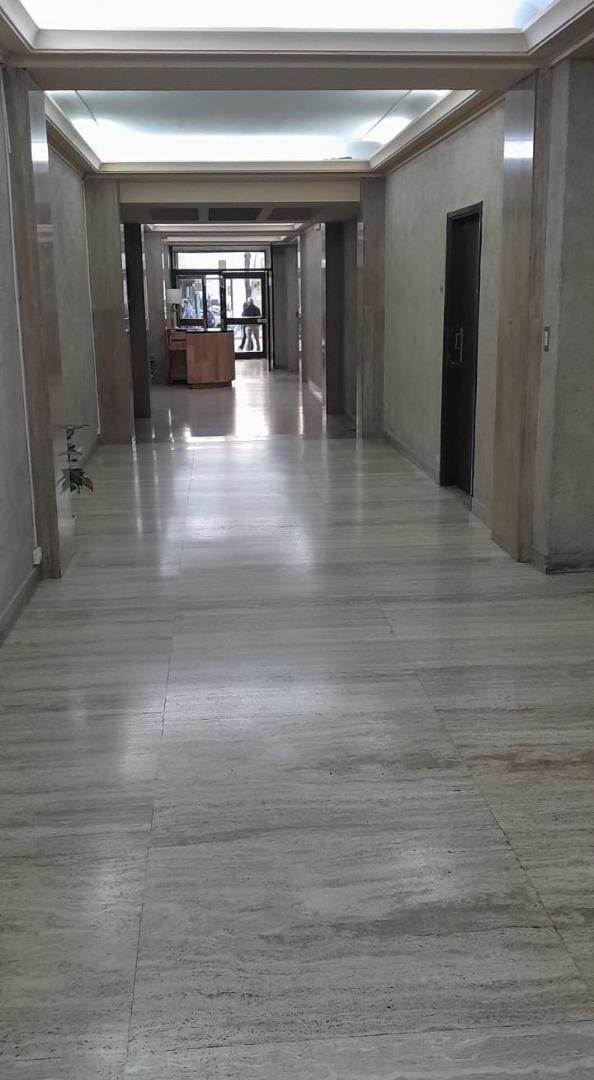 Foto de OFICINAS - PLANTA DIVIDIDA - CENTRO OESTE (COMERCIAL), CAPITAL FEDERAL, imagen 2