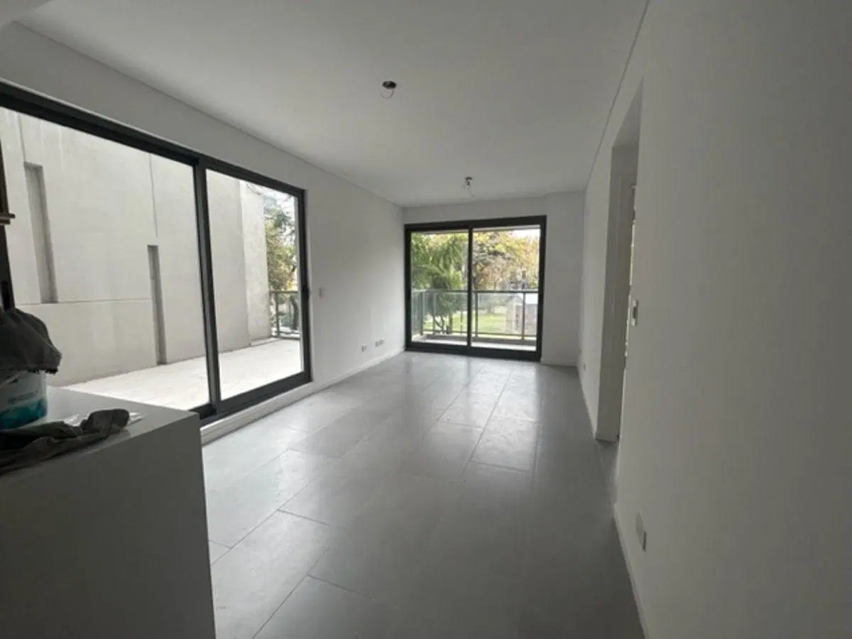 Departamento de 3 ambientes con Amenities, Balcón y Patio muy luminoso!! 1