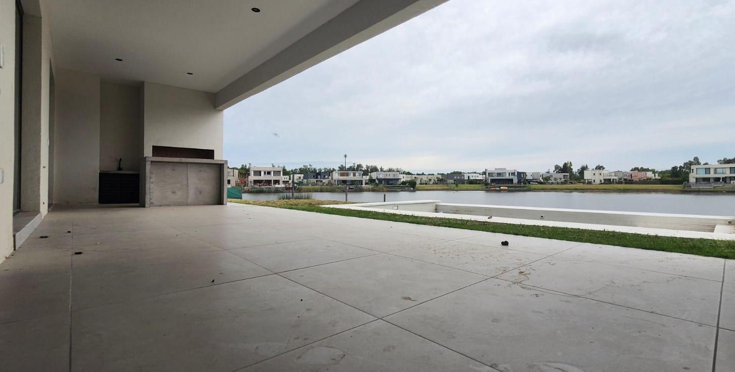 Foto de Casa en venta a la laguna en el Barrio Santa Ana, Villanueva. Tigre. A, imagen 5