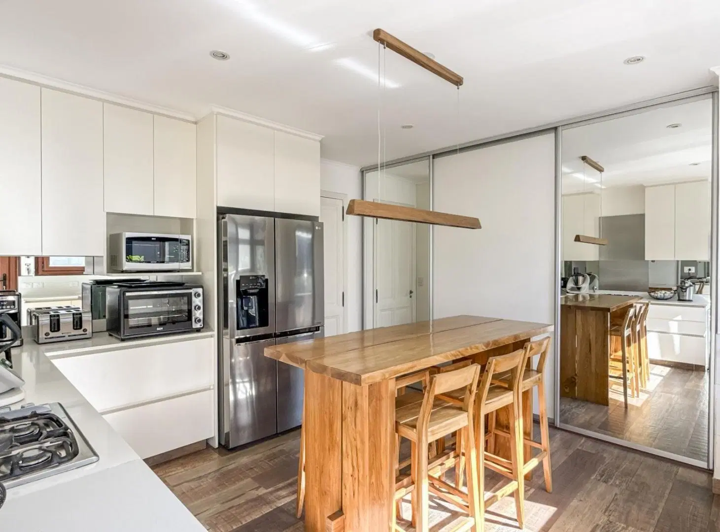 Casa en venta a la laguna 4 dorm - Talar del Lago 2 4