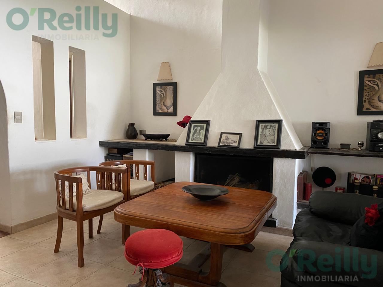 Foto de Casa en venta en inmejorable zona, Lomas de San Isidro, imagen 1