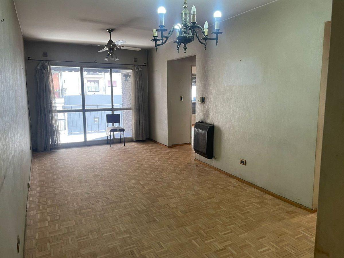 Depto 4 Amb con Balcon Orientacion Norte Caballito 3